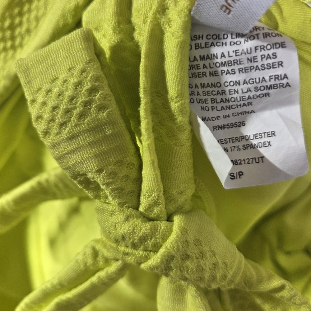 Becca Prima Camille Neon Swimsuit One Piece Size S/P Petite Twist Front V-Neck - Picture 13 of 15